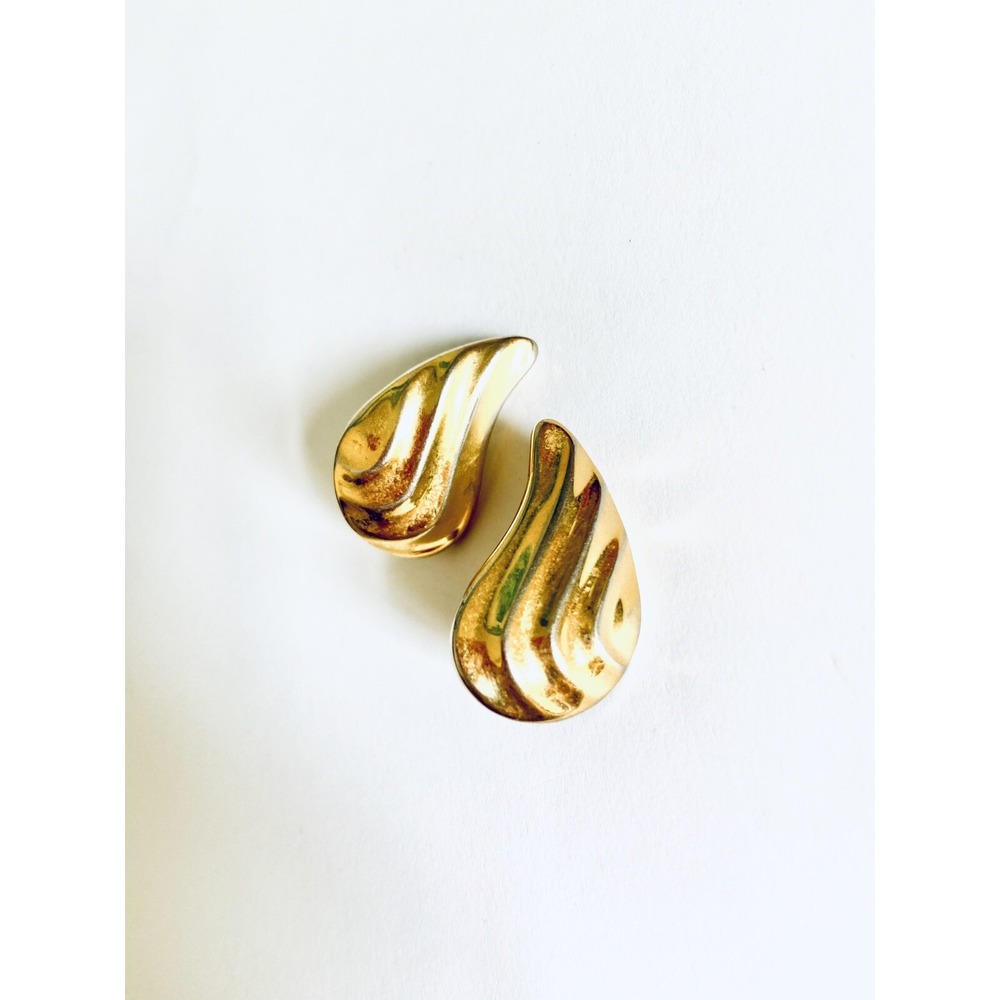 Vintage Monet Textured Leaf Shape Gold Tone Clip On Pierced Earrings Signed